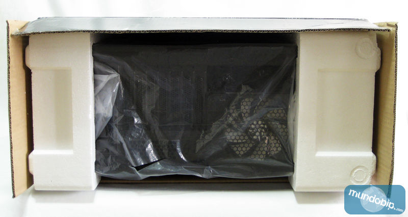 Embalaje interno NZXT Phanom 410