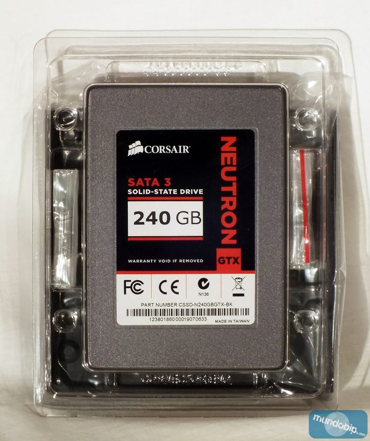 Embalaje interno Corsair Neutron GTX 240