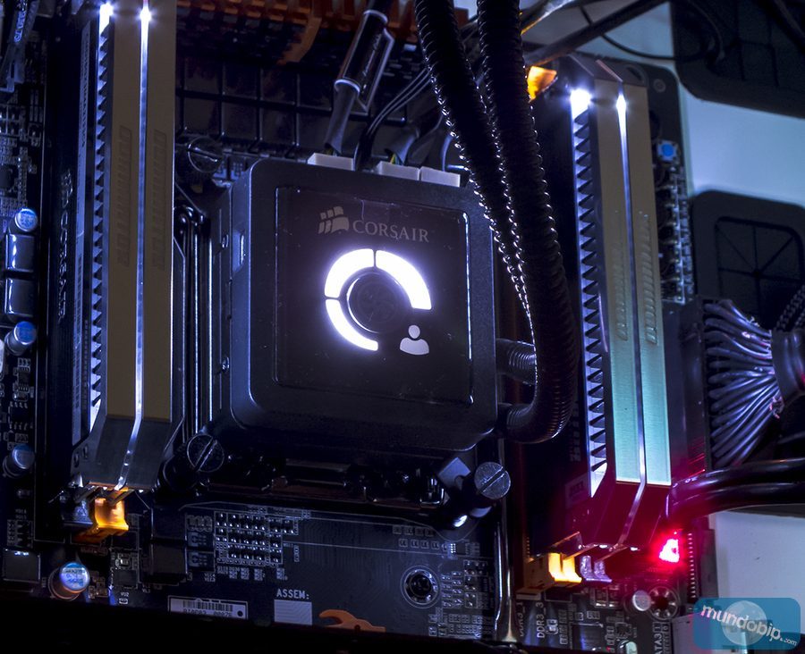 Instaladas exposición larga 2 Corsair Dominator Platinum 16Gb 2133Mhz CL9 1.5V