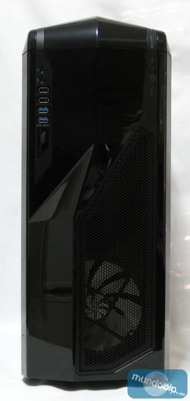 Parte superior NZXT Phanom 410
