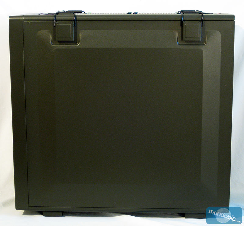 Parte trasera Corsair Vengeance C70