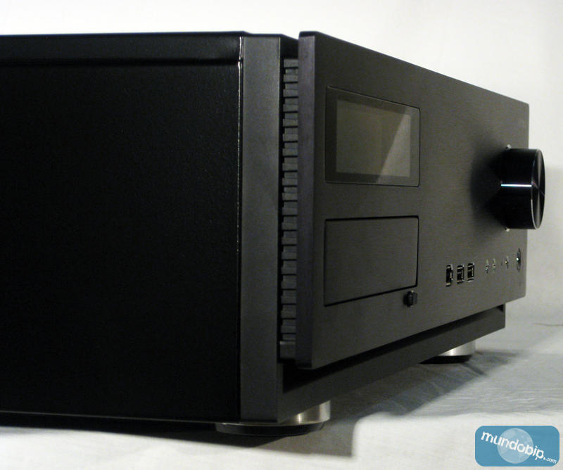 Angulo pantalla LCD Antec Fusion Remote Black
