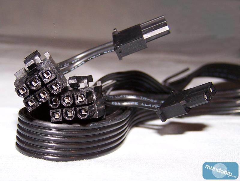 Conectores PCI-E Corsair HX650