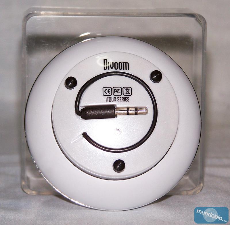 Parte trasera y conector 3,5mm Divoom ITour- Pop