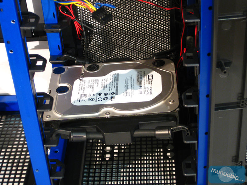 Instalacin discos duros Antec LanBoy Air