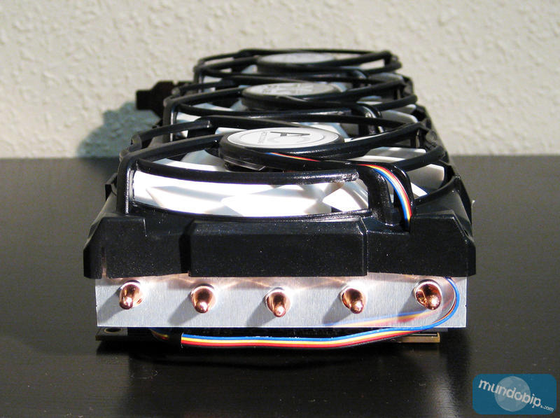 Frontal tarjeta Arctic Cooling Accelero Xtreme Plus