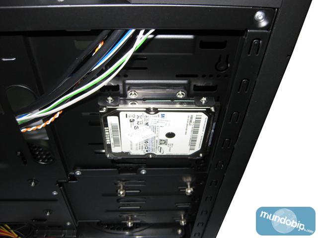 Instalacin de unidades de 2.5 en Raven RV02
