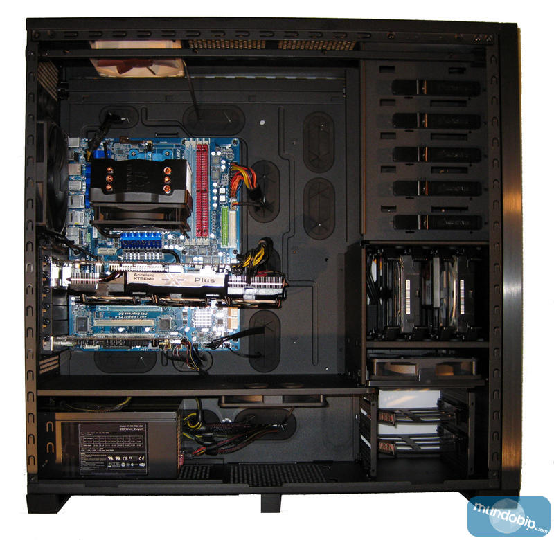 Interior montado Corsair Obsidian 700D