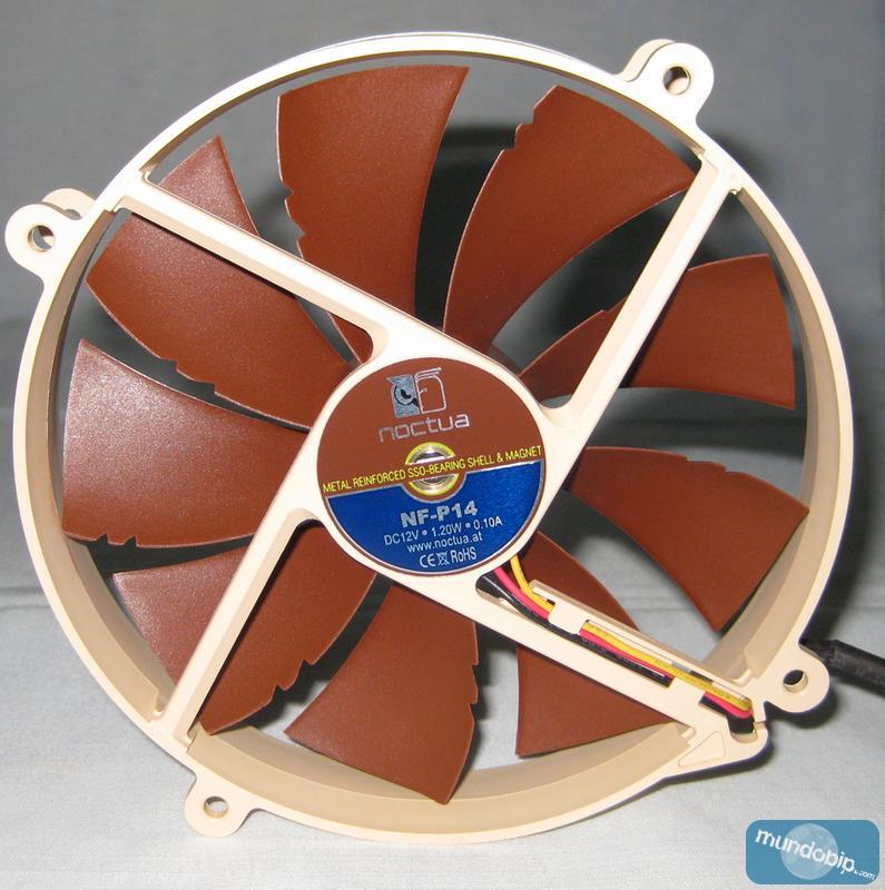 Parte posterior Noctua NF-P14 FLX